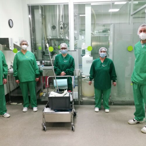 "Sticking together despite the distance":
Swiss Caps and Wendelstein Werkstätten also cooperate during the pandemic
