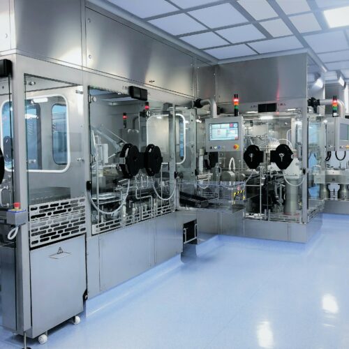 New sterile Fill and Finish area for vials and prefilled syringes at Aenova